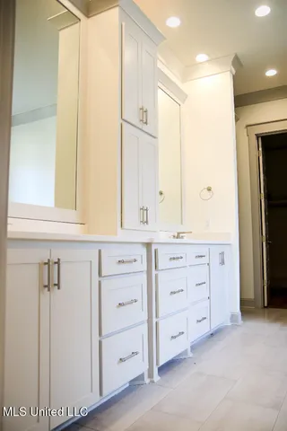 $649,999 | 256 Arbor Trail, Brandon, MS 39047