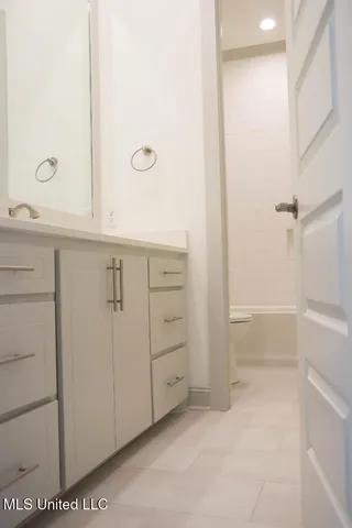 $649,999 | 256 Arbor Trail, Brandon, MS 39047