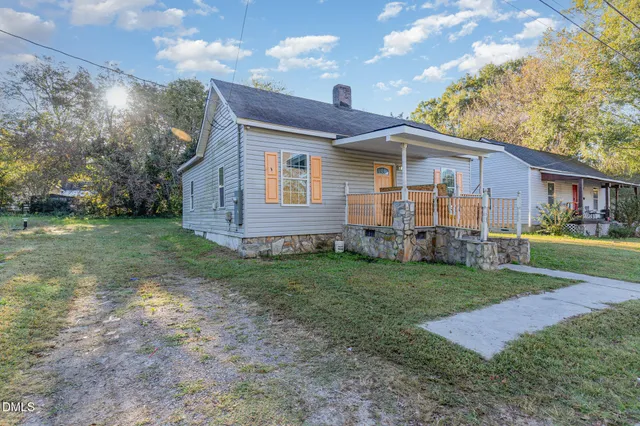 $90,000 | 810 Vaughan Street, Henderson, NC 27536