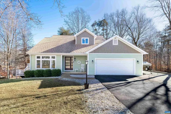 $850,000 | 9 Vine Ridge Drive, Palmyra, VA 22963