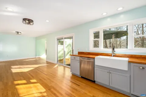 $850,000 | 9 Vine Ridge Drive, Palmyra, VA 22963