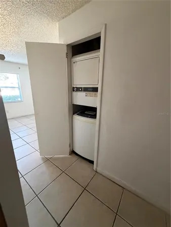 $1,275 | 1 Lake Villa Way, Kissimmee, FL 34743