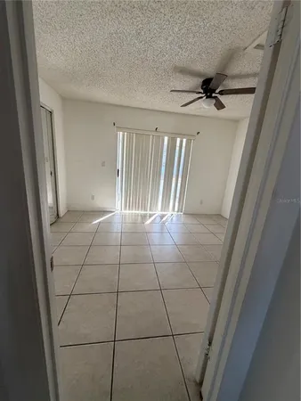 $1,275 | 1 Lake Villa Way, Kissimmee, FL 34743