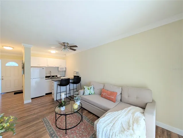 $1,100 | 5917 Todd Street, Unit D4, Bradenton, FL 34207