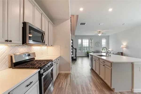 $569,000 | 520 Alden Way, Allen, TX 75013