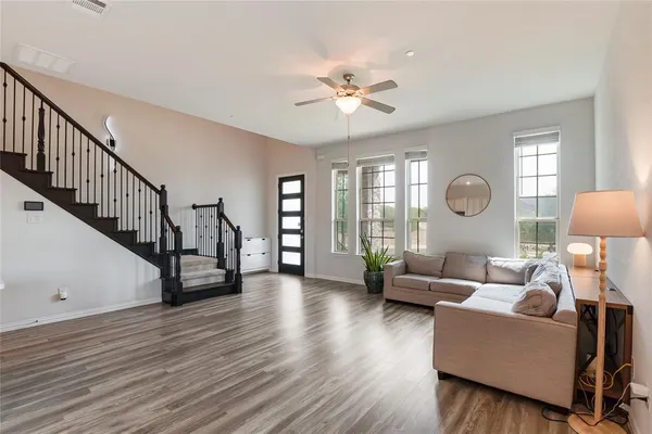 $569,000 | 520 Alden Way, Allen, TX 75013