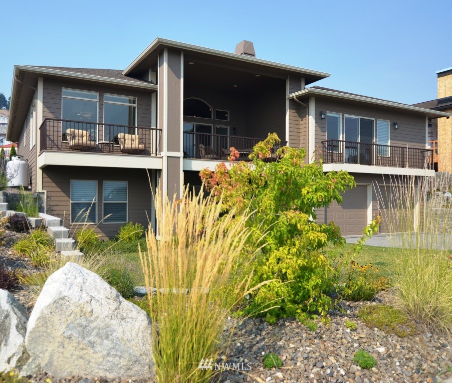 212 Key Lane Chelan, WA 98816 - Photo 1 of 25 Gallery Image 1