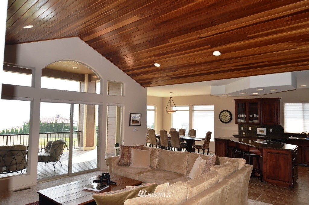 212 Key Lane Chelan, WA 98816 - Photo 5 of 25 Gallery Image 5