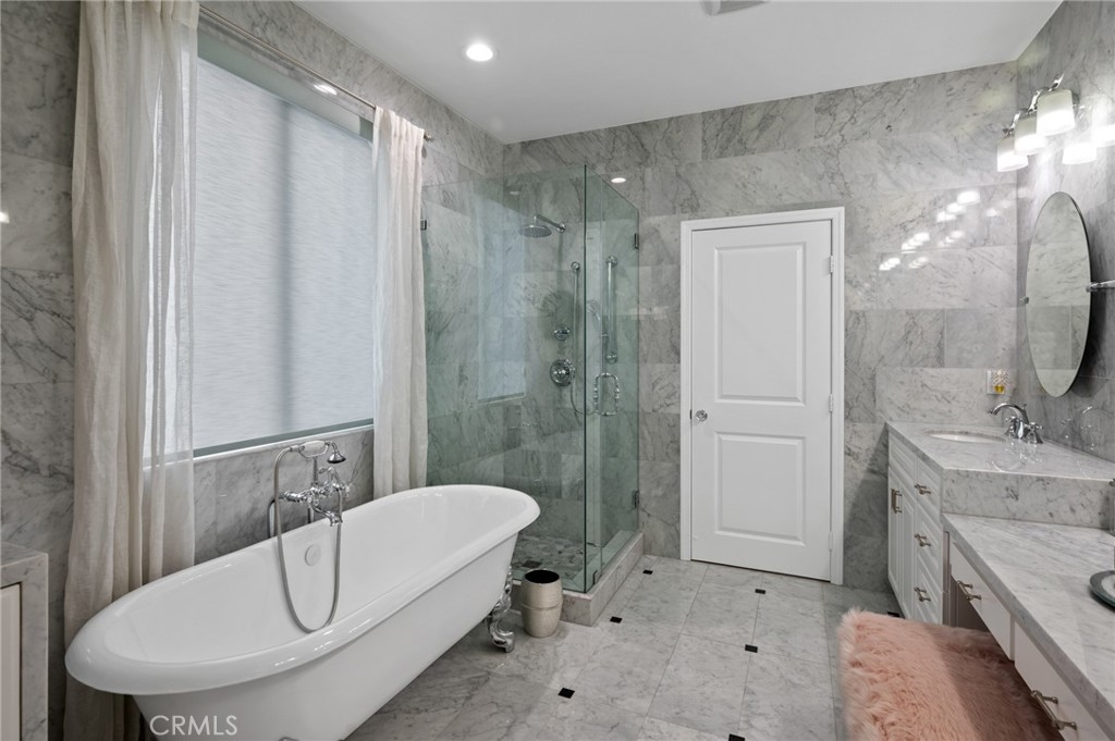 5441 Ocean, Unit 101 Hawthorne, CA 90250 - Photo 20 of 37 a bathroom with a sink toilet and shower