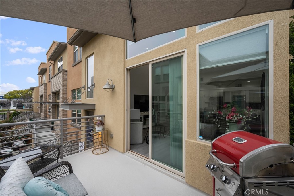 5441 Ocean, Unit 101 Hawthorne, CA 90250 - Photo 4 of 37