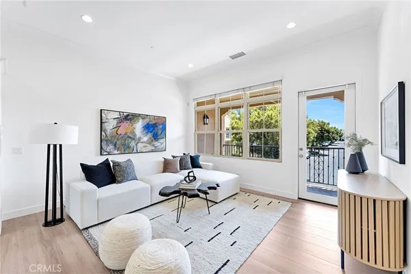 $948,800 | 86 Revival, Irvine, CA 92620