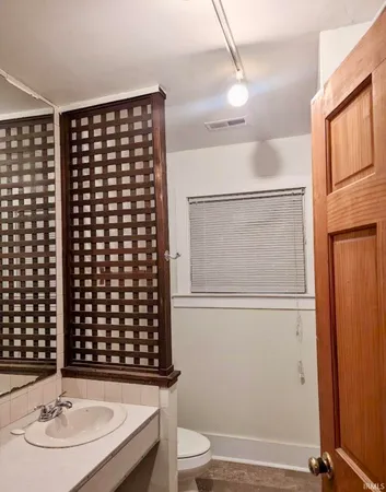 $139,000 | 1414 Southeast 1st Street, Evansville, IN 47713