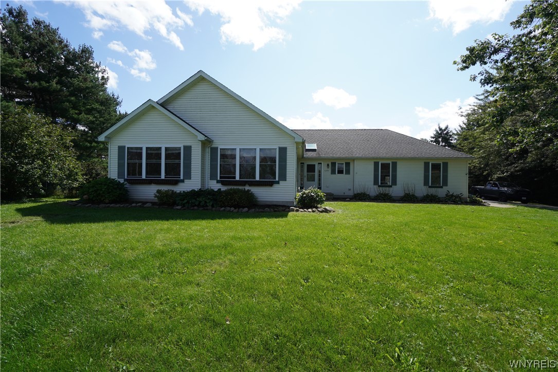 7299 Gartman Road Orchard Park, NY 14127 - Photo 1 of 1