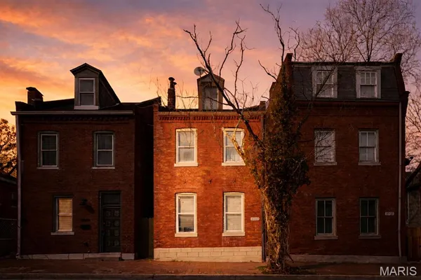 $525,000 | 1007 Allen Avenue, St. Louis, MO 63104