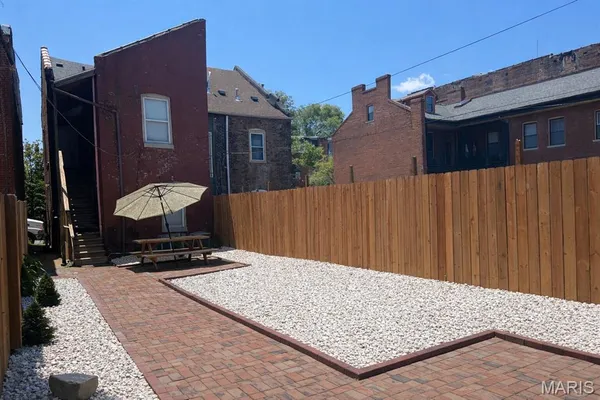 $525,000 | 1007 Allen Avenue, St. Louis, MO 63104