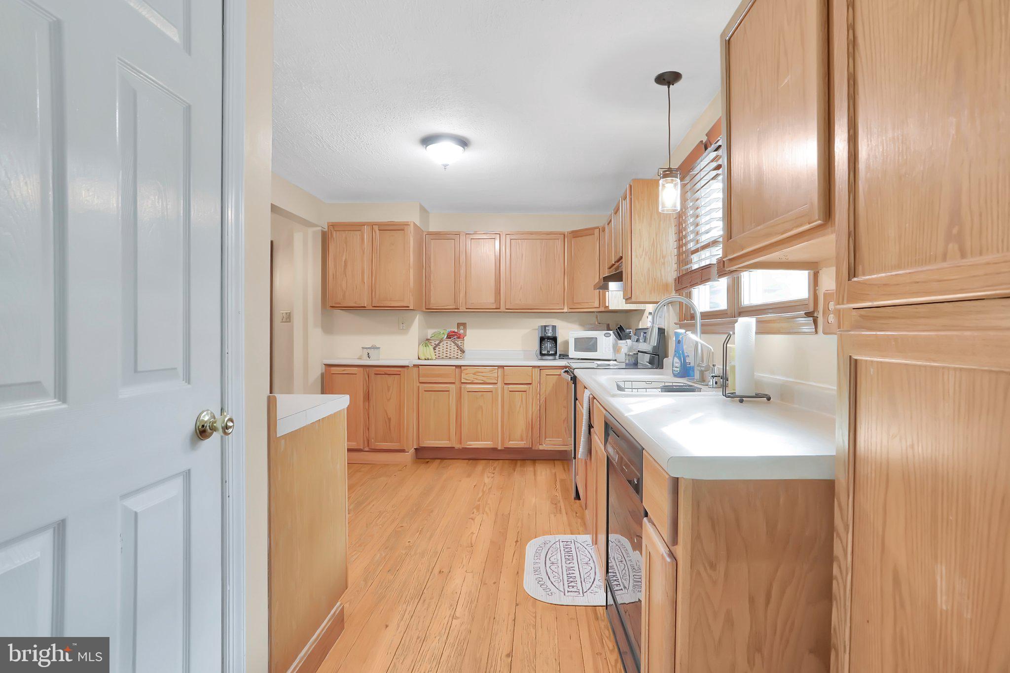 15501 Clear Spring Road Williamsport, MD 21795 - Photo 12 of 40 Gallery Image 12