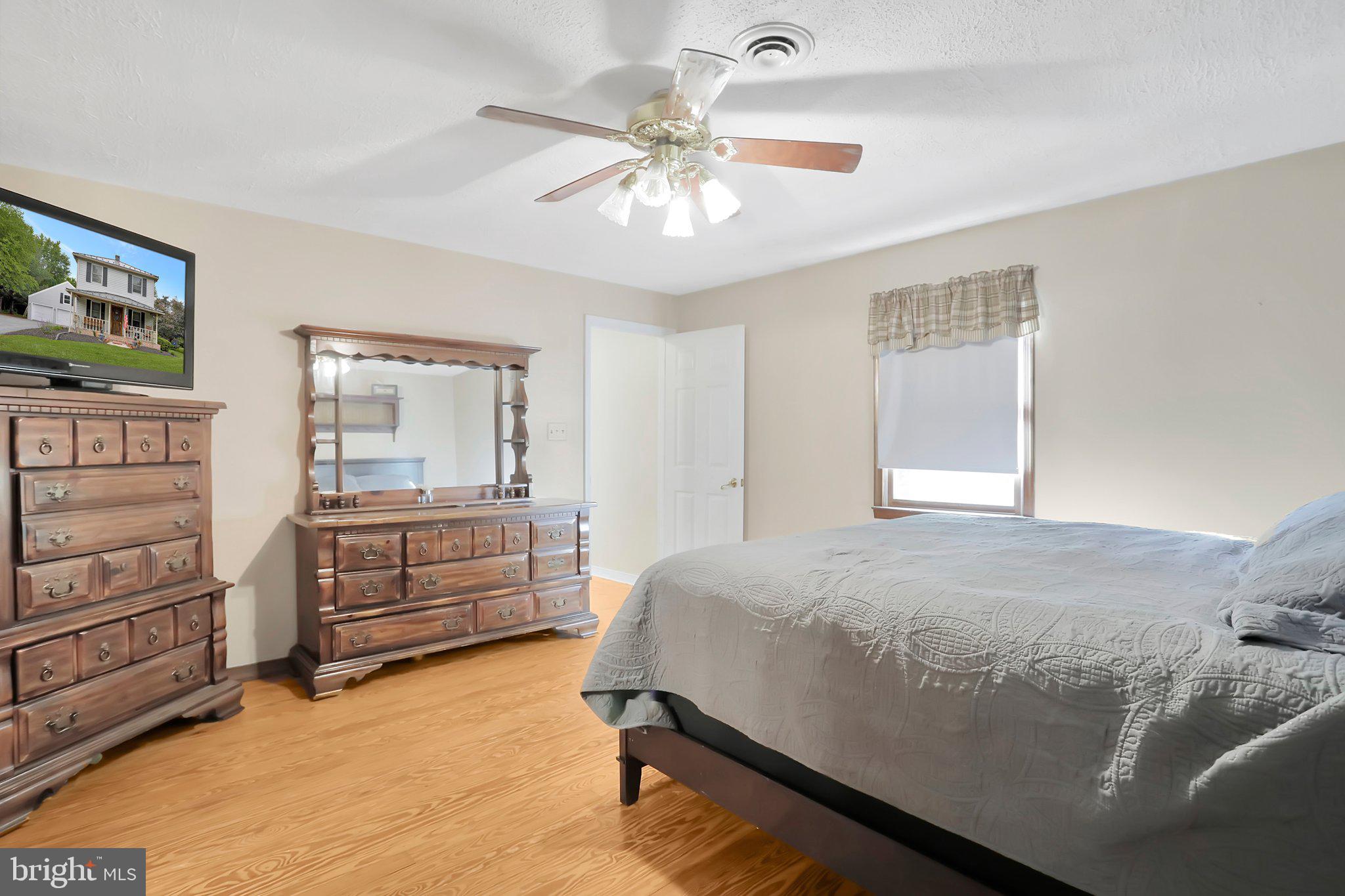 15501 Clear Spring Road Williamsport, MD 21795 - Photo 28 of 40 Gallery Image 28