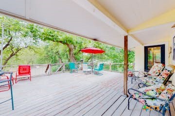 510 Cypress Ridge Road McQueeney, TX 78123 - Photo 8 of 32 a outdoor space with furniture