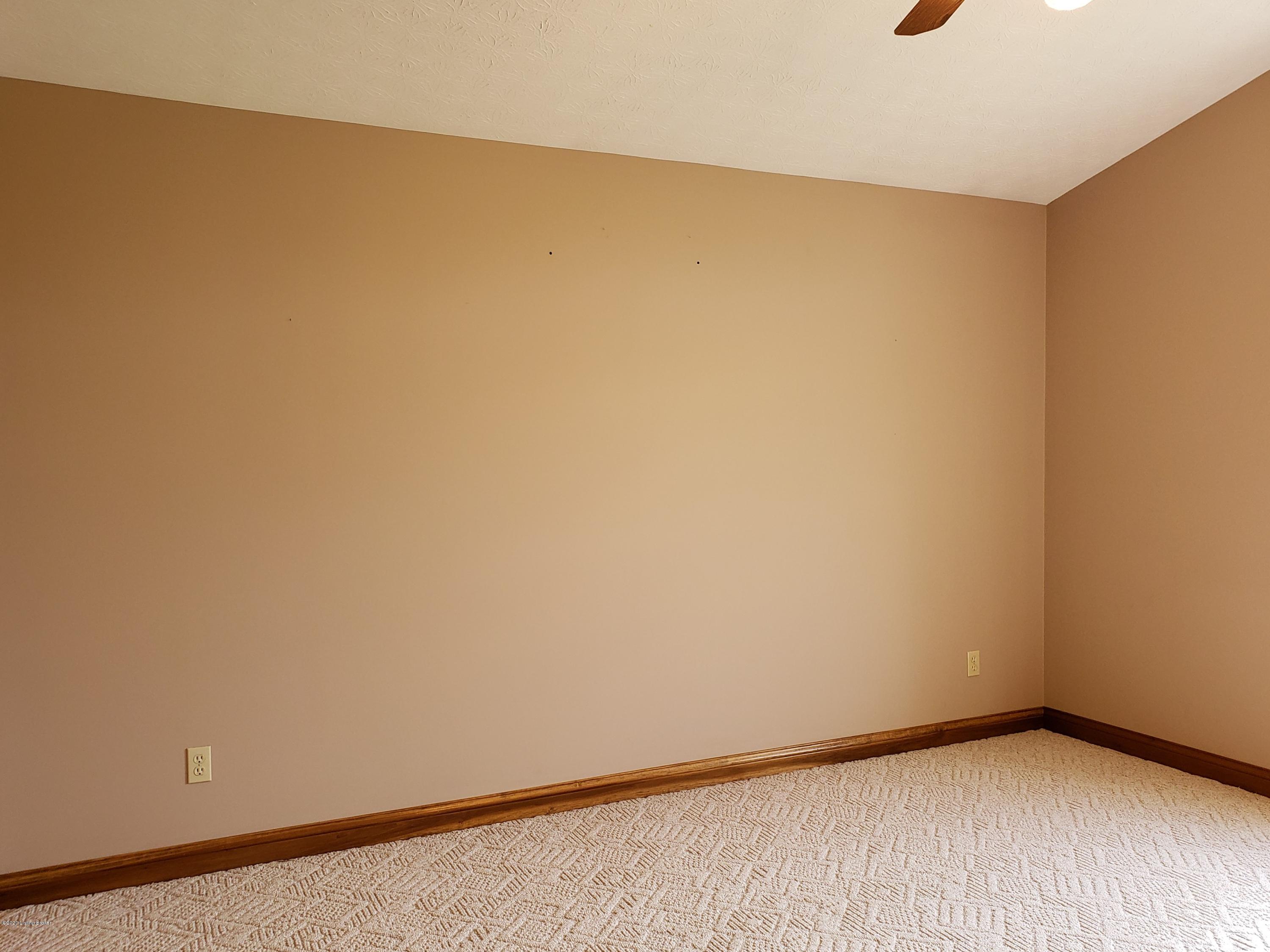 11800 New Haven Road Boston, KY 40107 - Photo 25 of 42 11800 Bed 222