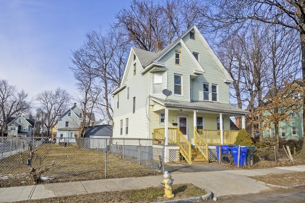 28 Medford Street Springfield, MA 01107 - Photo 2 of 33 Gallery Image 2