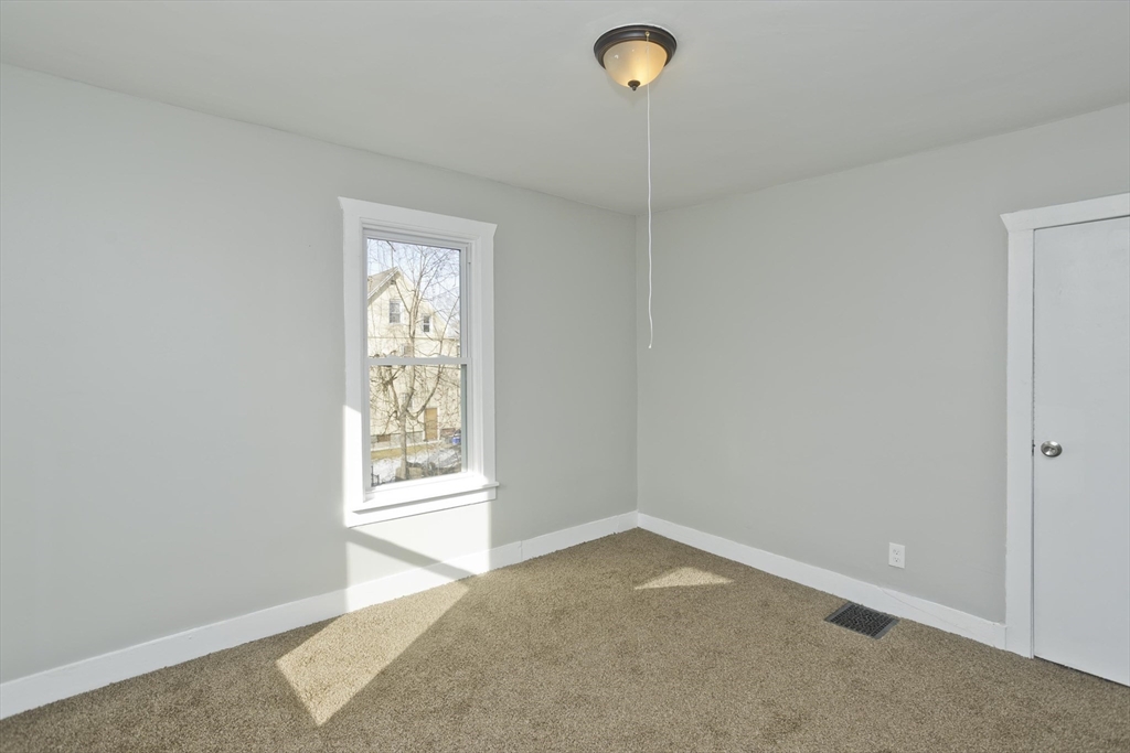 28 Medford Street Springfield, MA 01107 - Photo 30 of 33 Gallery Image 30