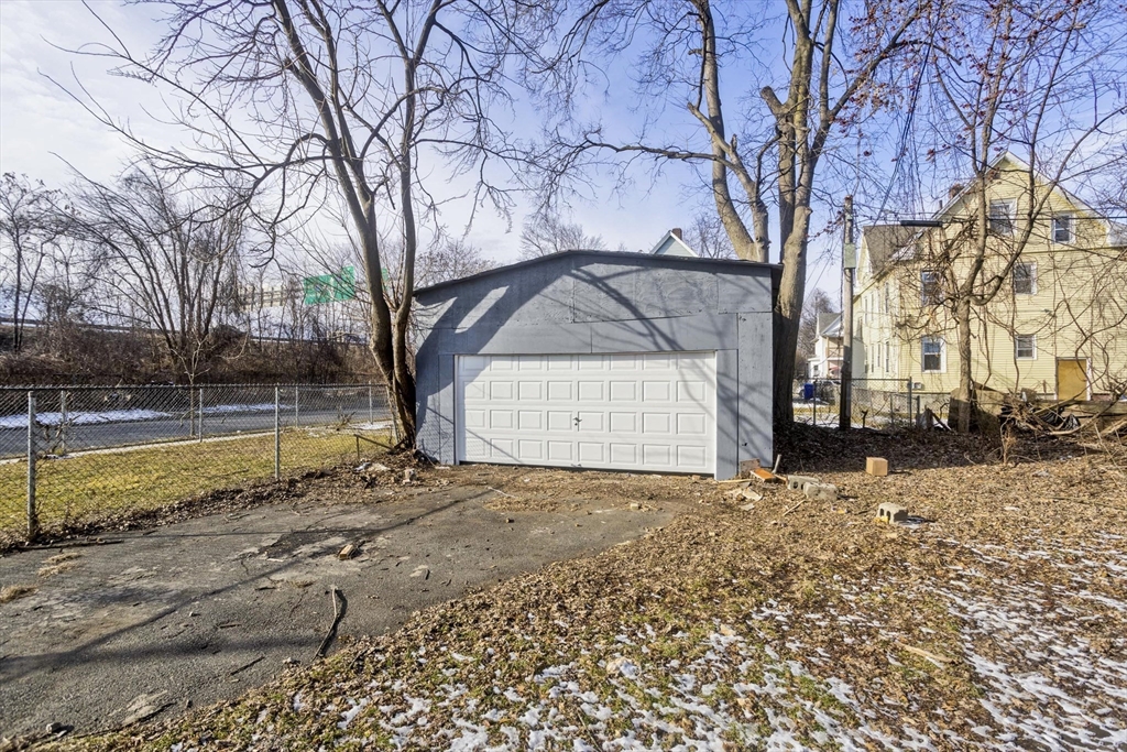 28 Medford Street Springfield, MA 01107 - Photo 33 of 33 Gallery Image 33