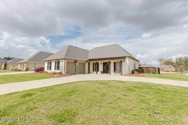 $422,900 | 500 Wales Way, Flowood, MS 39232