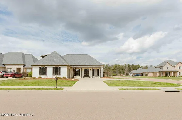 $422,900 | 500 Wales Way, Flowood, MS 39232