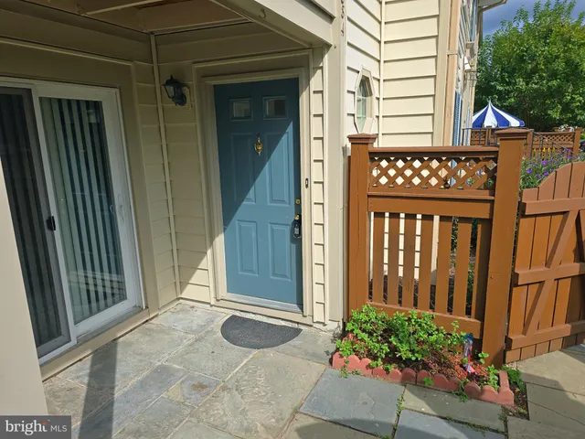 a view of a entryway door of the house