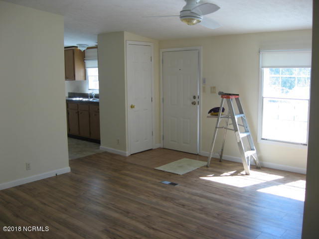 315 Harrell Road Burgaw, NC 28425 - Photo 11 of 16 IMG_2260