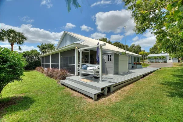 $998,000 | 1395 South Lake Reedy Boulevard, Frostproof, FL 33843