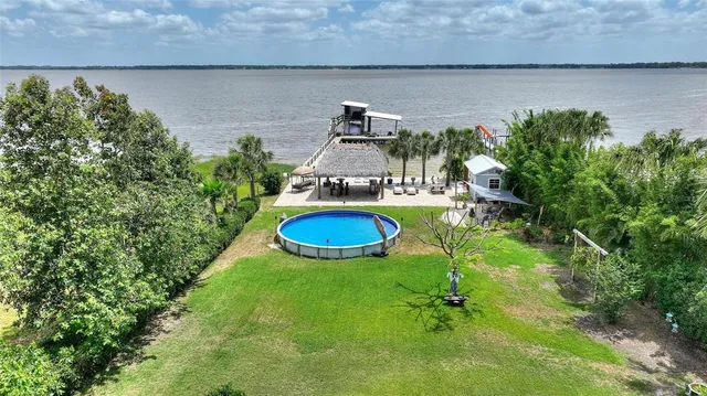 $1,149,000 | 1395 South Lake Reedy Boulevard, Frostproof, FL 33843