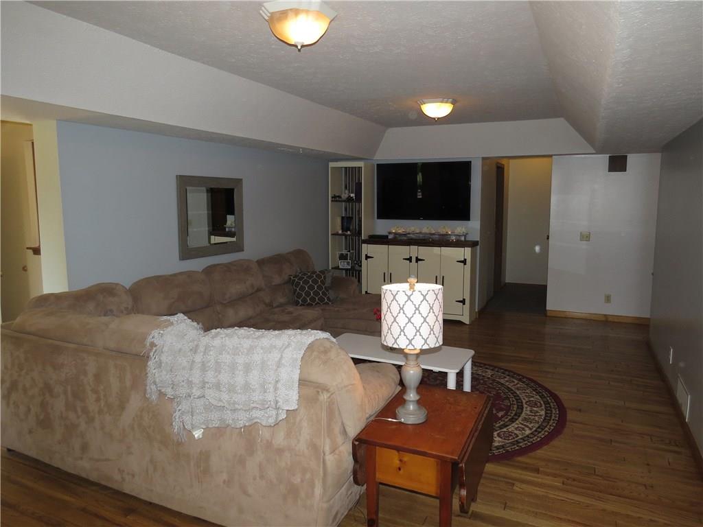 4110 Chipper Road Columbus, IN 47203 - Photo 18 of 23 Gallery Image 18