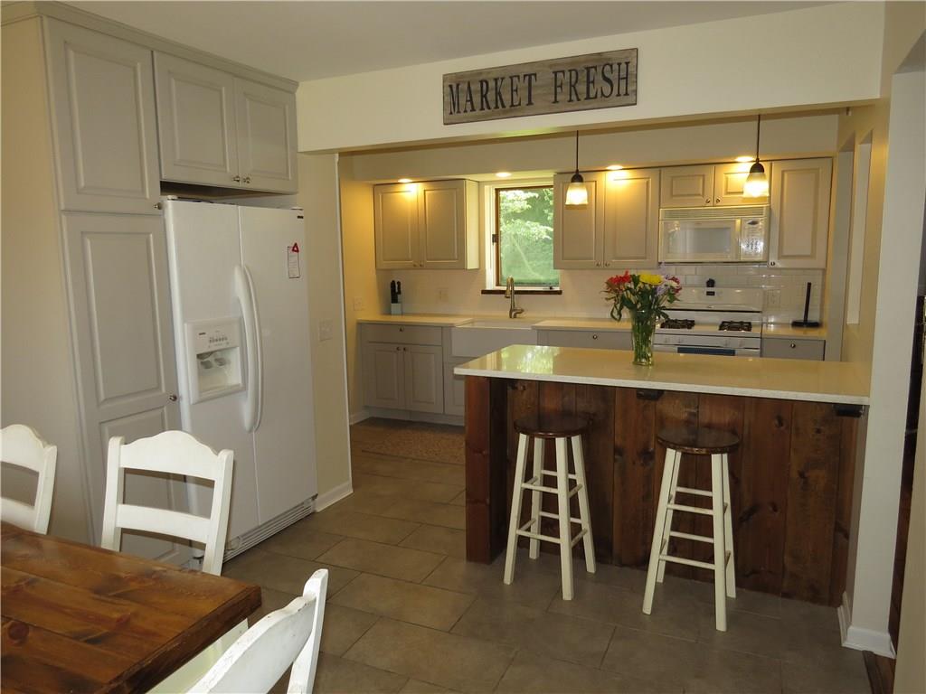 4110 Chipper Road Columbus, IN 47203 - Photo 7 of 23 Gallery Image 7