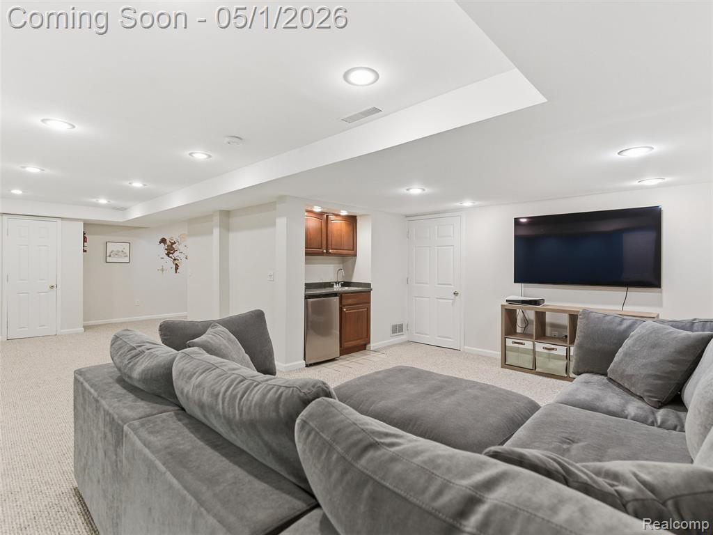 2550 Brilliance Rochester, MI 48309 - Photo 30 of 43