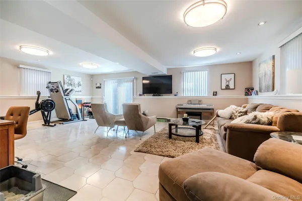 $1,428,000 | 3-25 149th Street | Whitestone