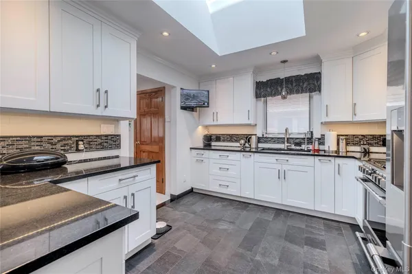 $1,428,000 | 3-25 149th Street | Whitestone