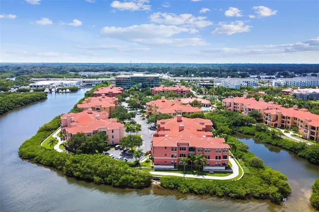 $1,900 | 2705 Via Murano, Unit 116, Clearwater, FL 33764