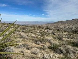 a view of a sky view