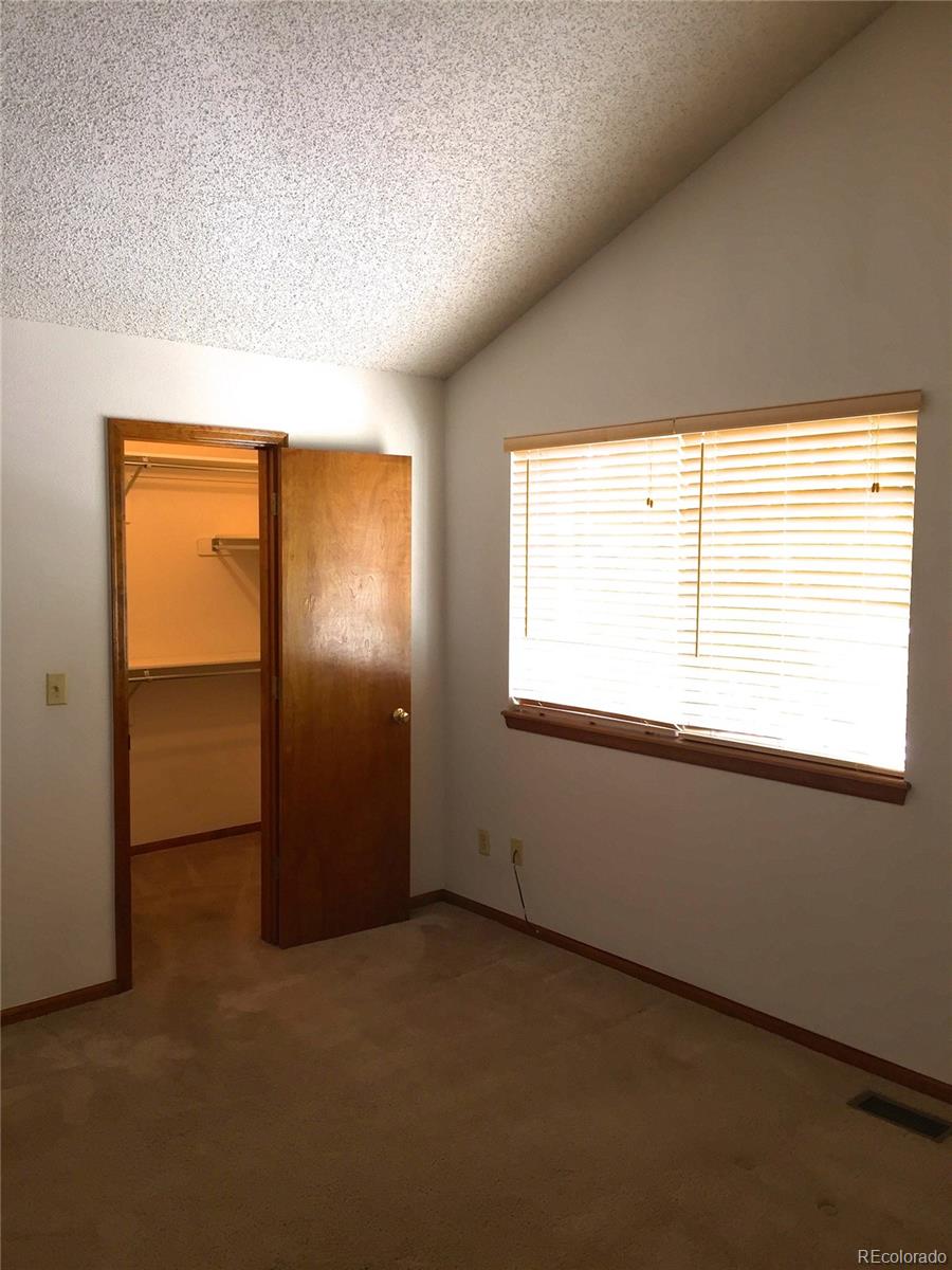9502 Pinebrook Street Highlands Ranch, CO 80130 - Photo 15 of 24 Gallery Image 15