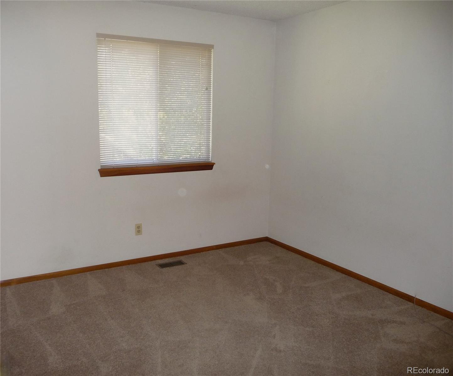 9502 Pinebrook Street Highlands Ranch, CO 80130 - Photo 20 of 24 Gallery Image 20