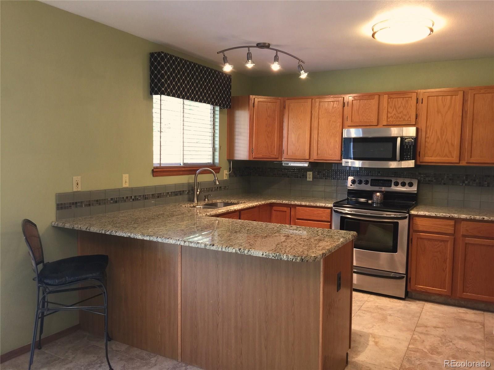 9502 Pinebrook Street Highlands Ranch, CO 80130 - Photo 8 of 24 Gallery Image 8
