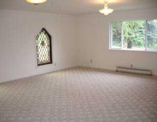 6 Conklin Road Washington, PA 15301 - Photo 6 of 8 Den/Family/Great Room.