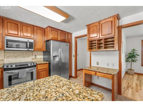 $775,000 | 32117 Bellinger Scale Road, Lebanon, OR 97355