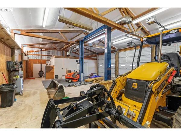 $775,000 | 32117 Bellinger Scale Road, Lebanon, OR 97355