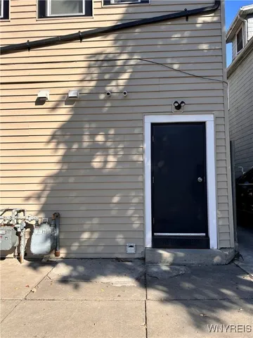 $1,600 | 387 Forest Avenue, Buffalo, NY 14213