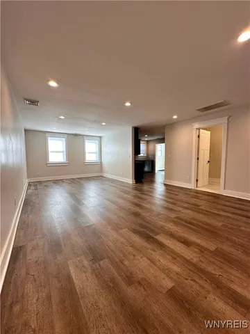 $1,600 | 387 Forest Avenue, Buffalo, NY 14213