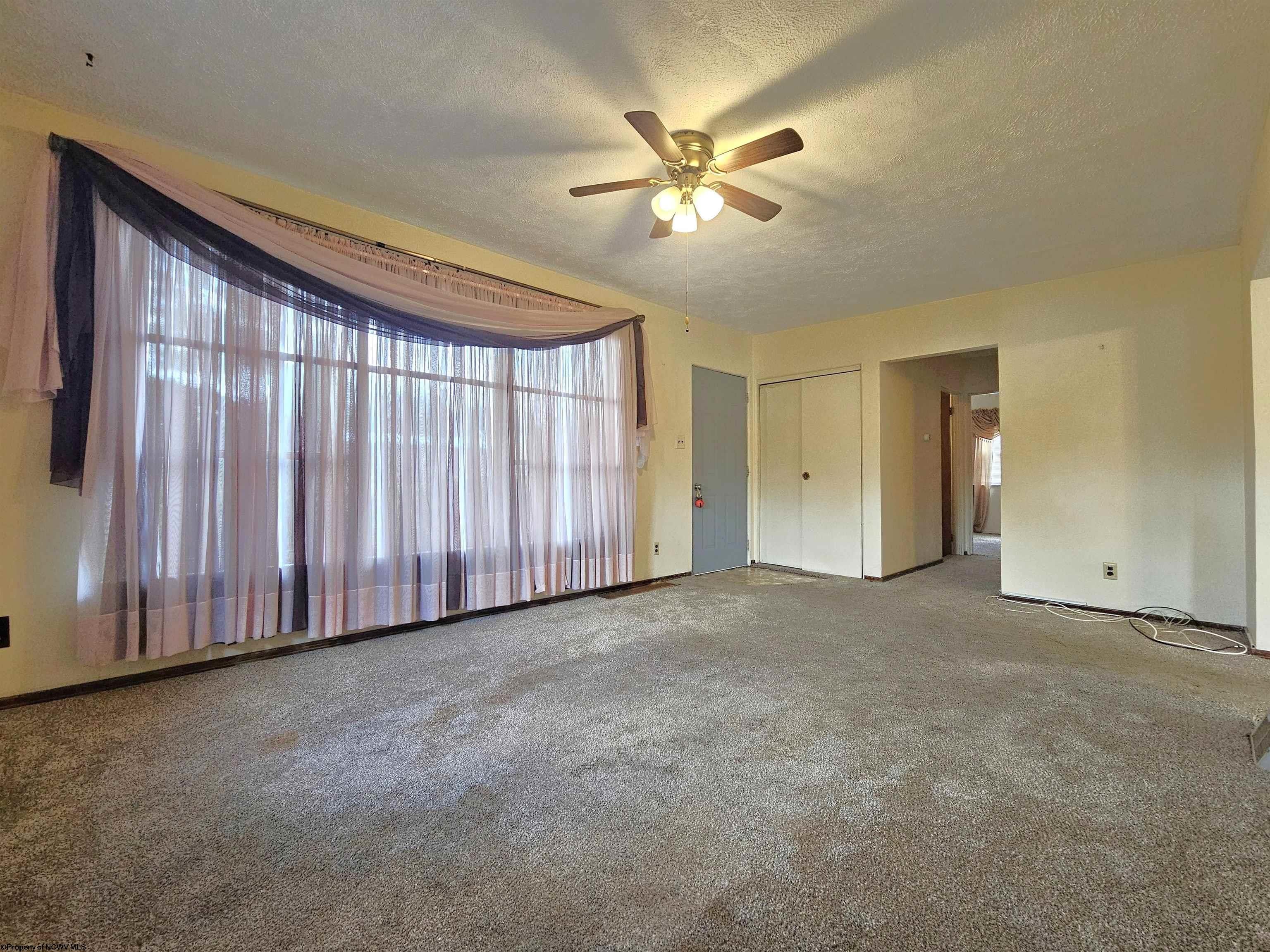 1630 Fairfield Road Fairmont, WV 26554 - Photo 10 of 25 Gallery Image 10