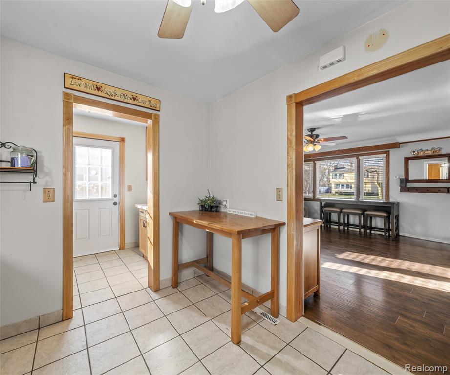 10225 Quirk Road Belleville, MI 48111 - Photo 10 of 66 Gallery Image 10