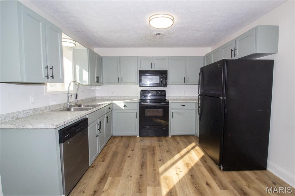 13949 Compton Road Dixon, MO 65459 - Photo 4 of 27